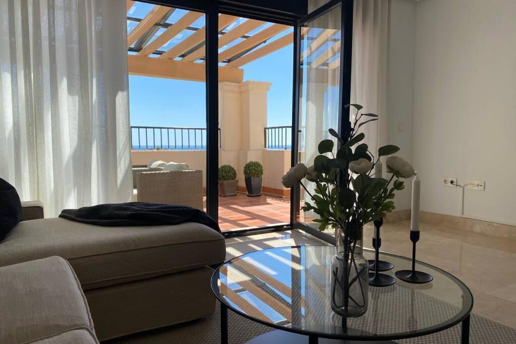 شقة Penthouse With Sea Views In ماربيا المظهر الخارجي الصورة
